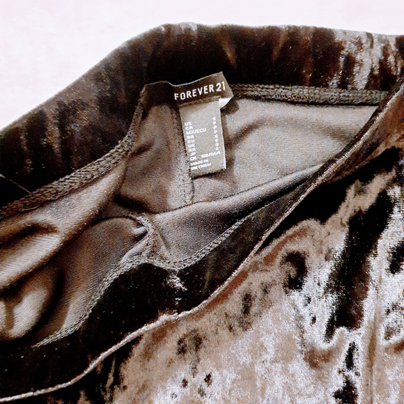 Velvet Leggings - Picture 2 of 3